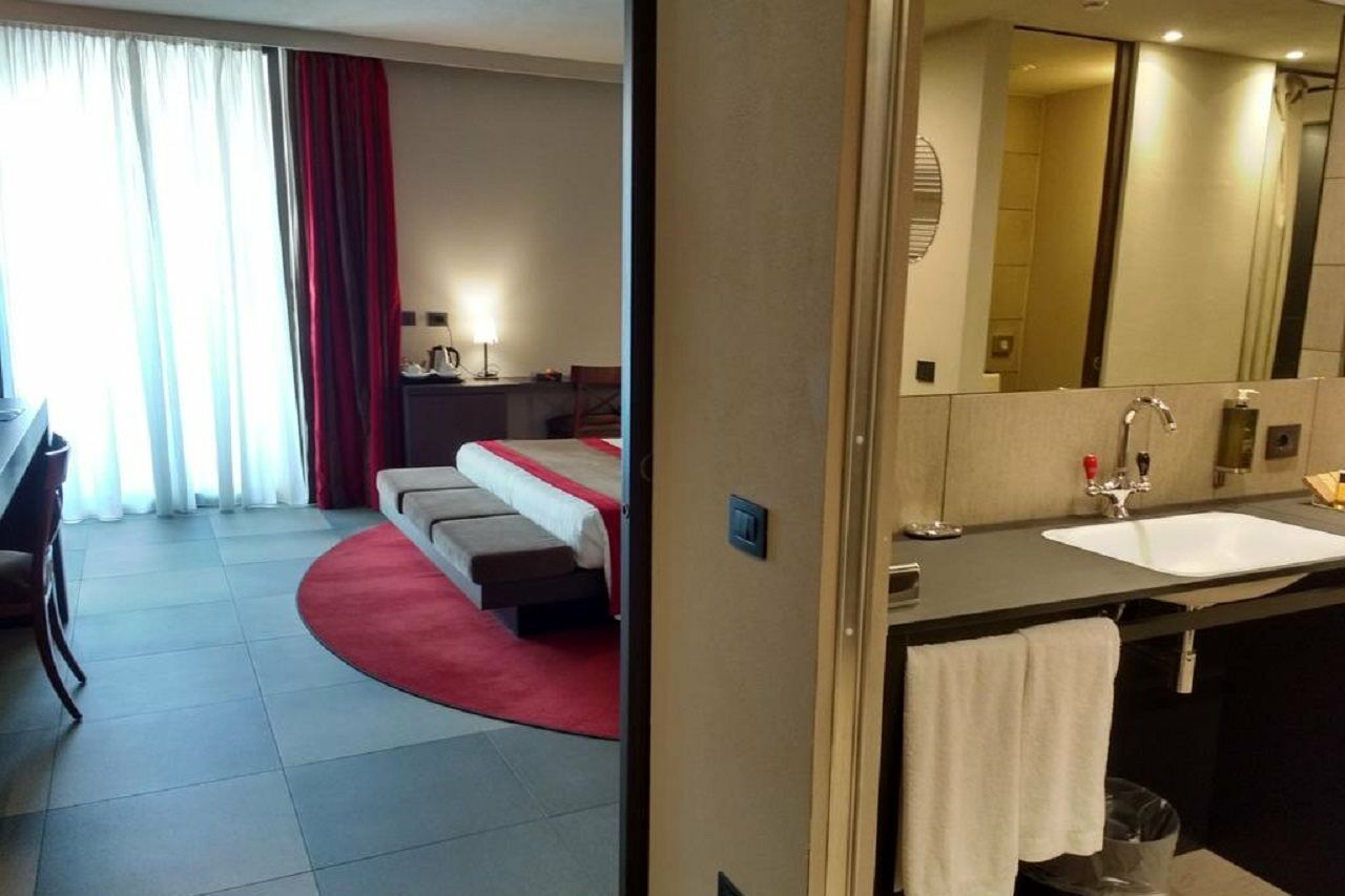 iH Hotels Milano Ambasciatori Esterno foto
